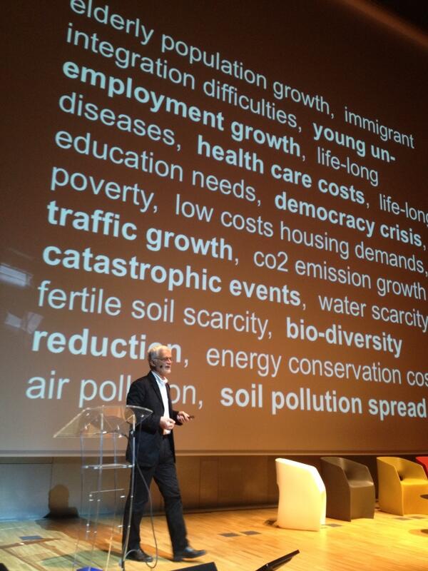 vnarotzky's tweet image. Ezio Manzini kicks off #ODSC13 #opendesign conference.