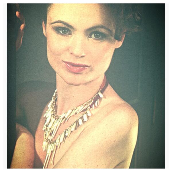 malaikapty's tweet photo. Hoy salimos en la revista Ellas...gracias a todo el equipo!!! Dos collares espectaculares de Malaika... http://t.co/m5Cr9pPzhR