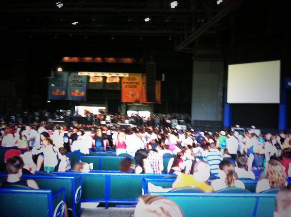 chriskisselJD's tweet photo. @StoryoftheYear is packed! http://t.co/1Igs3bINOI