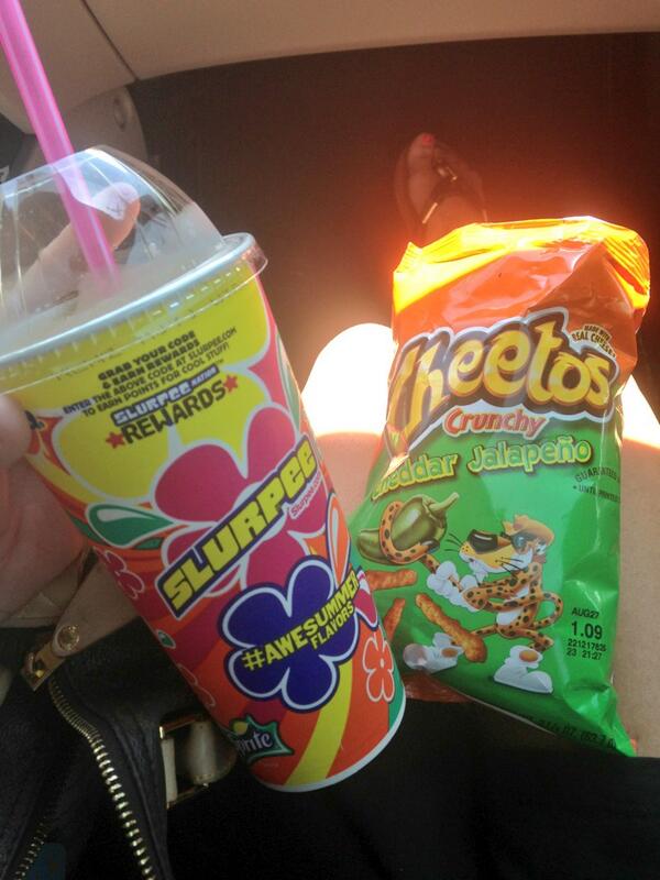 alawler89's tweet photo. At least i got my slurpee today😊 http://t.co/w4YIoKzHNp