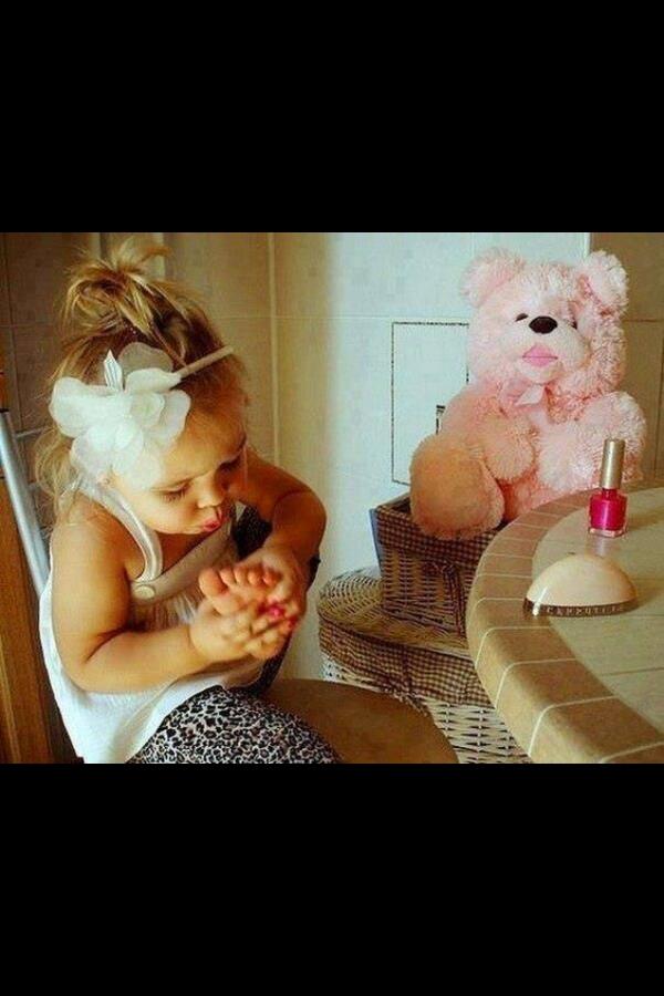 ceylinceren2's tweet photo. Oyyss ben bunu yerimmm #tatli http://t.co/lQUWbbPyhO