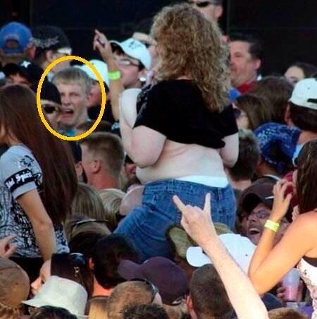 DownloadFest tweet picture