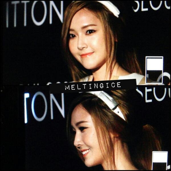 [PIC][05-07-2013]Jessica xuất hiện tại sự kiện khai trương cửa hàng "Louis Vuitton" vào tối nay BOaU5QICIAE2MHz
