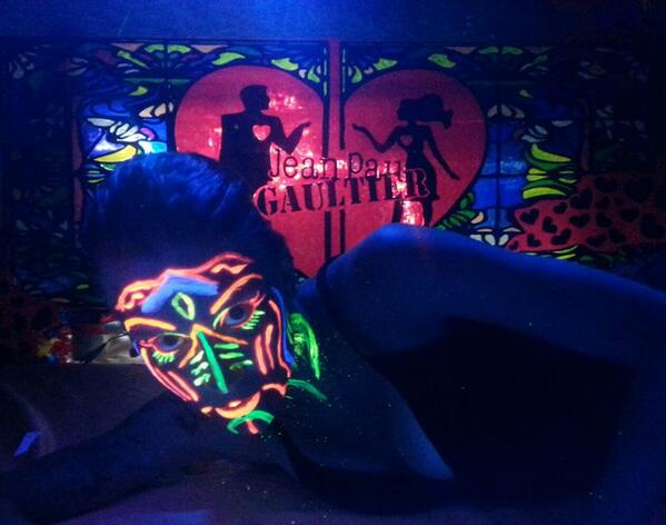 CopyKatzDesign's tweet image. follow me here facebook.com/angela.temple3