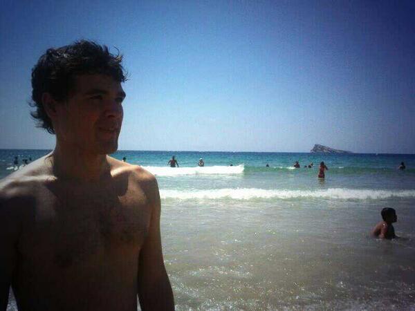 Deiennne's tweet photo. @sasijaski #Benidorm eko plaixen http://t.co/12FdAVfOHR