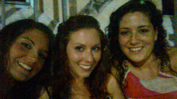 AnaQOrtiz's tweet photo. @patry_se @MCruzLR cuando repetimos??!!Tngo ganas d una cenita así!!!!! #nochespararecordar http://t.co/S3yGs36bth