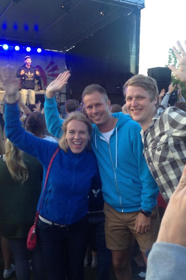 AHuitfeldt's tweet photo. .@LarsVaular var konge på @aufsommer i kveld! http://t.co/RNiW4YPuCr