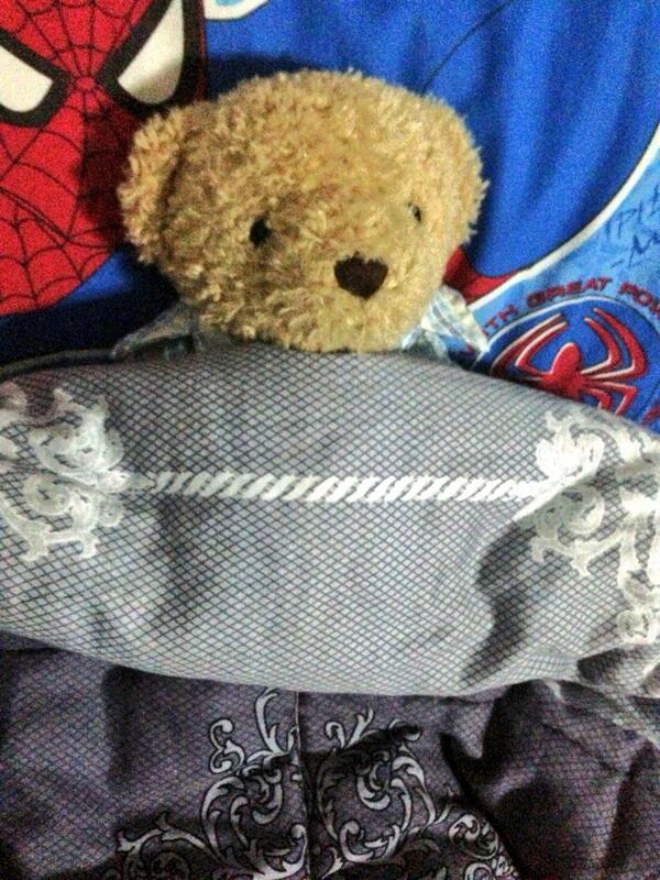 Nongmeeee's tweet photo. น้องหมีต้องนอนแล้วฮาฟฟ หาวววว ง่วงงะมัด บะบายยย ฝันดี 🌙💫🌟 http://t.co/BlsBzKsmjX