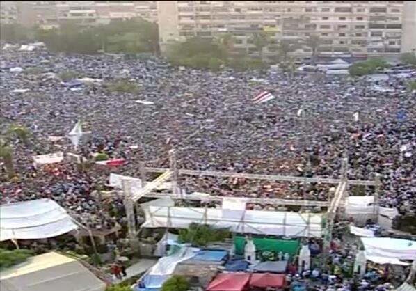 WilliamsJon's tweet image. MB's Essam al Erian very defiant at Rabaa al Adawaya. Says will never recognize new President or coup #Egypt