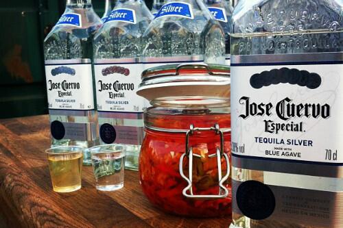 StreetFeastLDN's tweet photo. Coming to @TruckStopLDN tonight? Here's what to expect: http://t.co/z4r5sj8SxW
#vibes #chilliback http://t.co/S6HSxLjl8L