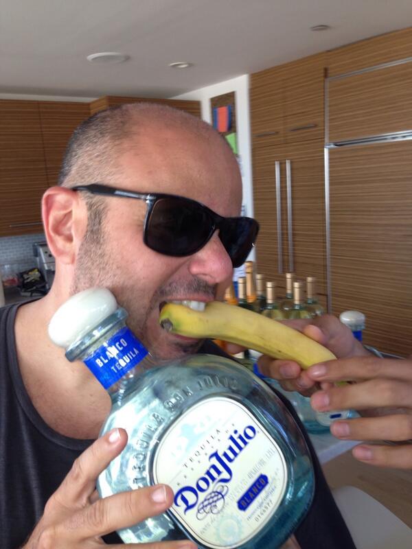 antonurusov's tweet photo. #elegnance #oneeasymouth #4 http://t.co/kdc4yRqO1d