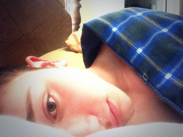 jaycedelgay's tweet photo. How to be pretty featuring me http://t.co/gQYbJ1gfHW