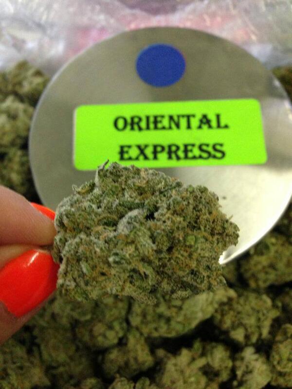GoodKarmaMMJ's tweet image. ** NEW TOP SHELF SATIVA DOGO ** 25/70/135/250/500 DOUBLE YOUR QUANTITY! #mmj #getonefree #medicinal #cannabis
