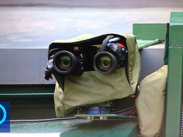 ThonFellaMatt's tweet image. How stupid does Johnny 5 look? It's not even raining #wimbledon