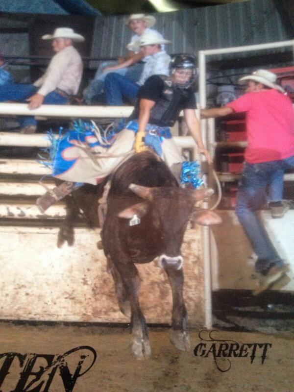 GilberTristen's tweet photo. Kickin one down http://t.co/S4NGsQIX3S
