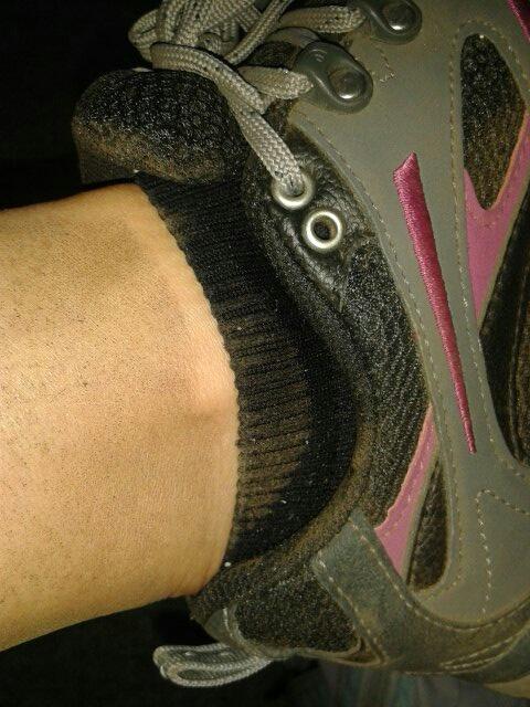 tarawoodyer's tweet image. Dirt line = good afternoon in the field #biomapping. Hope the tech stuff works #ExcitedGeographers