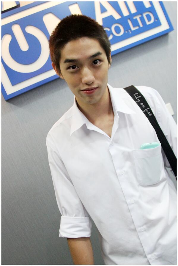 Lily_Atlove tweet picture