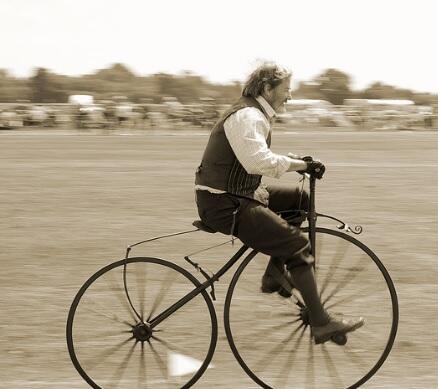 dsteiner43's tweet photo. Early version of the infamous peddle bike - Scott Powell @chengaworld proud. http://t.co/peMP0JLgM1