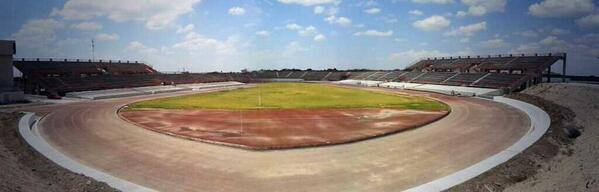 ReynosaFC's tweet photo. Estadio #Reynosa, casa de los Rojos de Reynosa Fútbol Club. #fuerzarojos http://t.co/VDRkxDiCz3