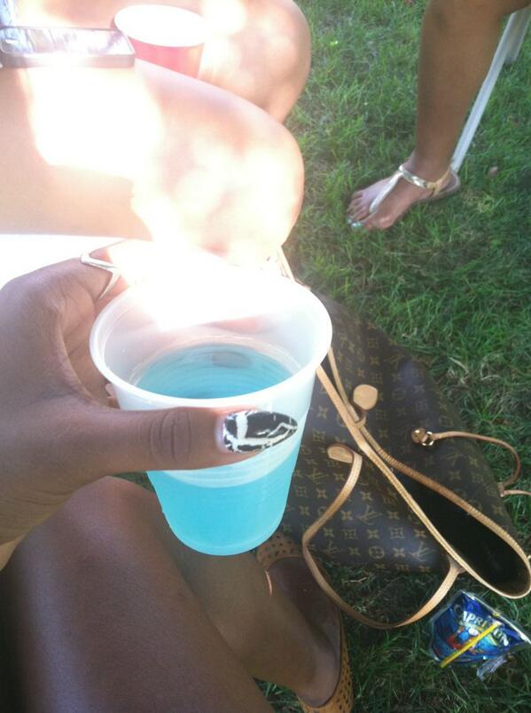 kend_raaaa's tweet image. #nupejuice #mightnotmakeit