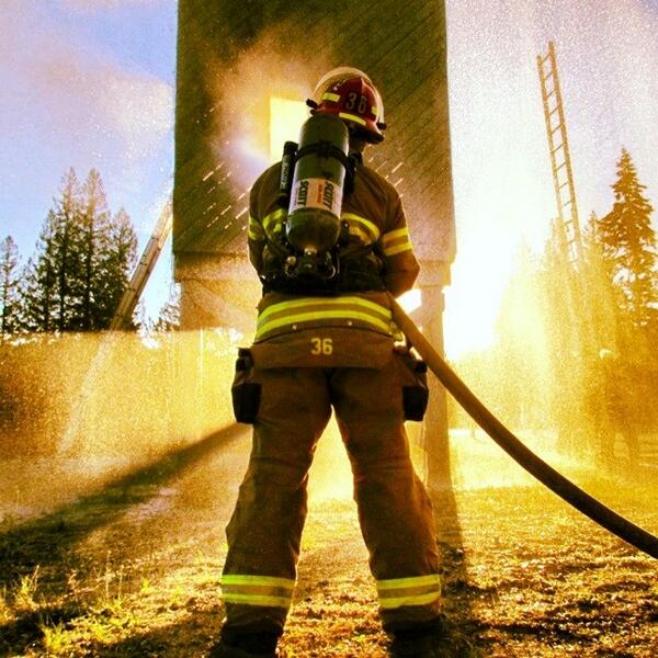 SVFDtraining's tweet photo. Good to see HARD WORK still = FUN TIME!! http://t.co/AyPMM95Y1O