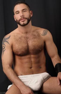 bobbymex's tweet photo. BULGE TIME :) #underwear #undies #gay #teamgay #gaymuscle #bobbymex #bulge #bulto #gay #bigbulge http://t.co/grnOBCcmx2