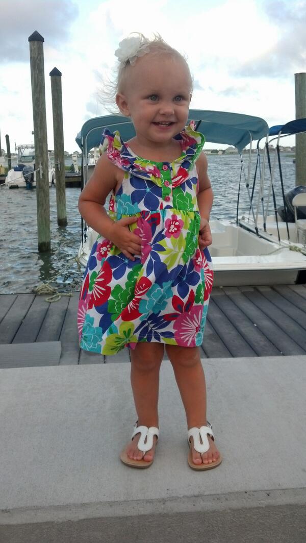 leahrob08's tweet photo. Last night at the beach #itsbeenfun http://t.co/QDTmWLjvlt