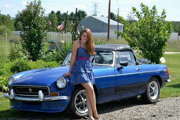 DauntlessAngel's tweet image. ((Showing off my magnificent car. Sorrynotsorry))