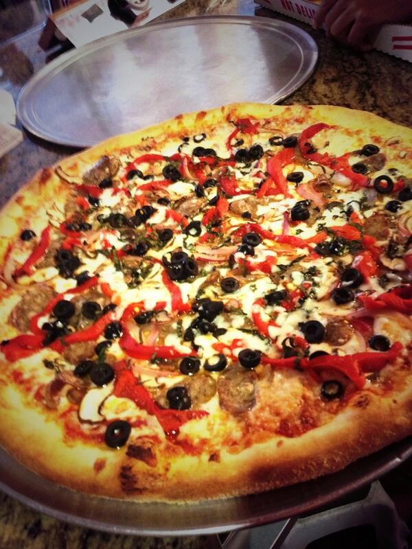 Colonna's Pizza (Colonnas_Pizza) Twitter