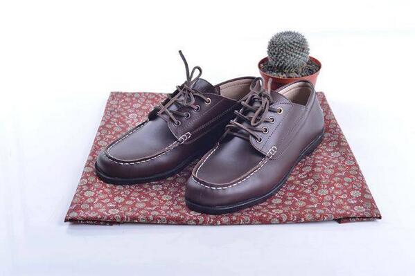 Boat Shoes Coffee : 380K --> 260K • 330427D5/ 0811210030