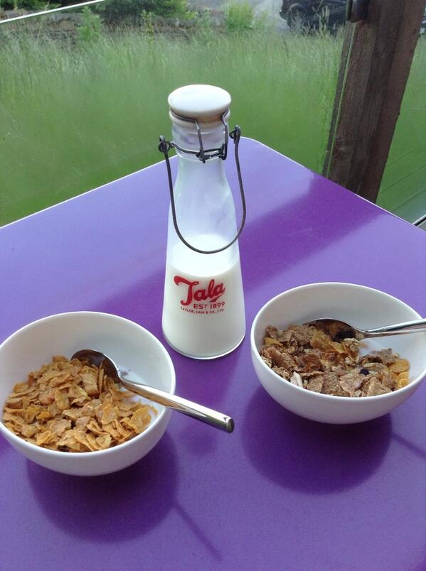 GreenWoodPro's tweet photo. Breakfast at #DomeHouse this morning. Love the vintage milk bottle. First of five courses. Mmmmmm http://t.co/Gnu1l52xu8