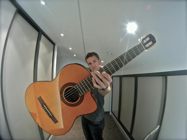 Alexoger's tweet photo. Yeahhhhhh !!! http://t.co/iPCXyUajV7