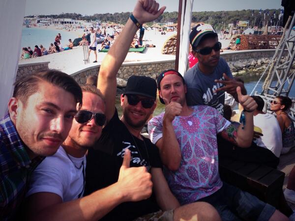 AndyScullion1's tweet photo. Me @jack_simmo Scotty, Miguel Campbell and Ali Love at @hideoutfestival http://t.co/UFdicBnNtw