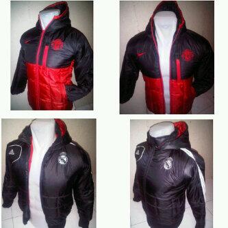 secondstuff12's tweet image. HOODIE BOLA WATERPROOF !