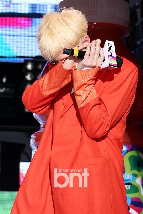 BOerLsECYAAAELA.jpg:large