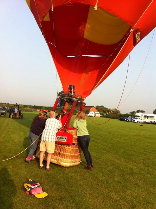@SuePorter6 @TheGalleryBnB Wow, just been up in a balloon, thanks to Claire and G-OJEN!