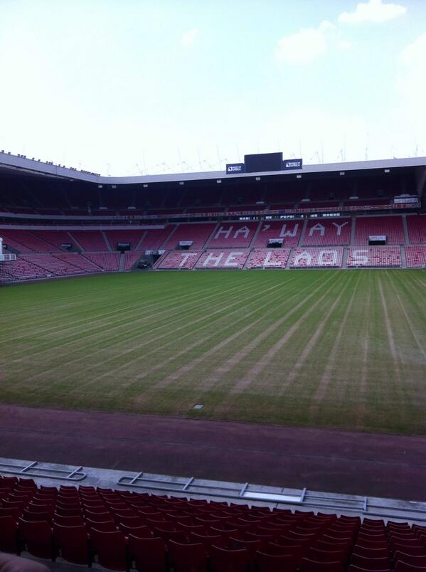 Calvin13596's tweet photo. Early welcome to Sunderland! What a view. @JozyAltidore #Hawaythelads http://t.co/X7U2Oa9ZiS