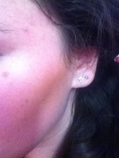 KathyKereama's tweet photo. Double piercing! 😄 http://t.co/vd1gOcH4EE