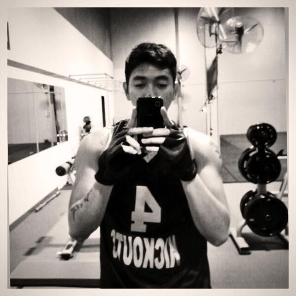 jcamwasgood's tweet image. Thanks boxing for forming my shoulders. #LightTraining