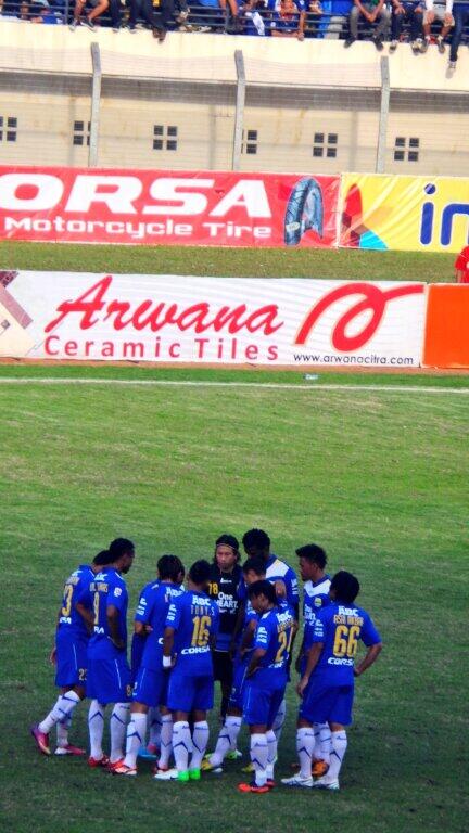 Boays's tweet photo. Persin day http://t.co/lKNHaPdCDq