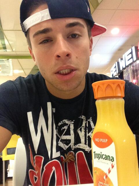 jakemiller tweet picture
