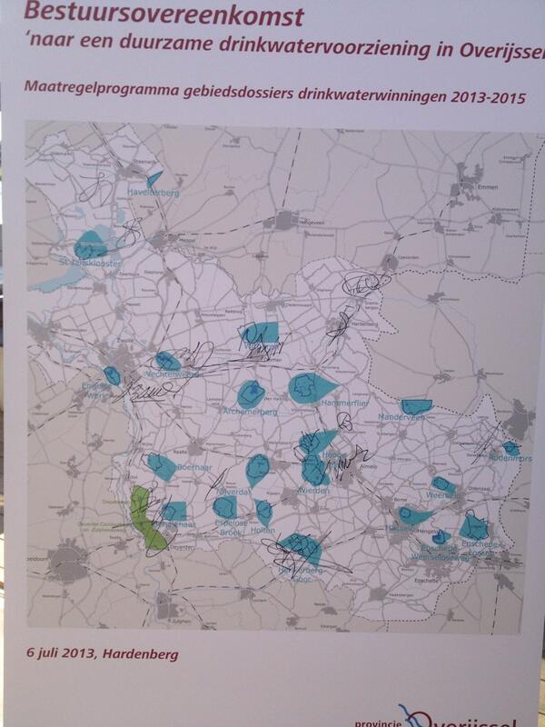 Bestuursovereenkomst onder zonnig gesternte ondertekend door alle betrokken partners. #samenwerking
