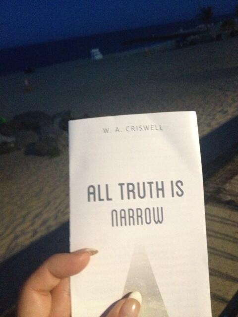 Then got handed this from a super hot man. http://t.co/hryYAGwlg3