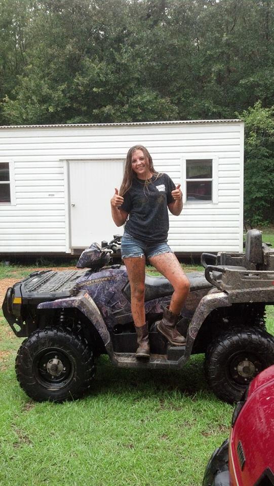 joebilly47's tweet photo. Playing in the mud. Let it rain. http://t.co/eNhm9ZhReL