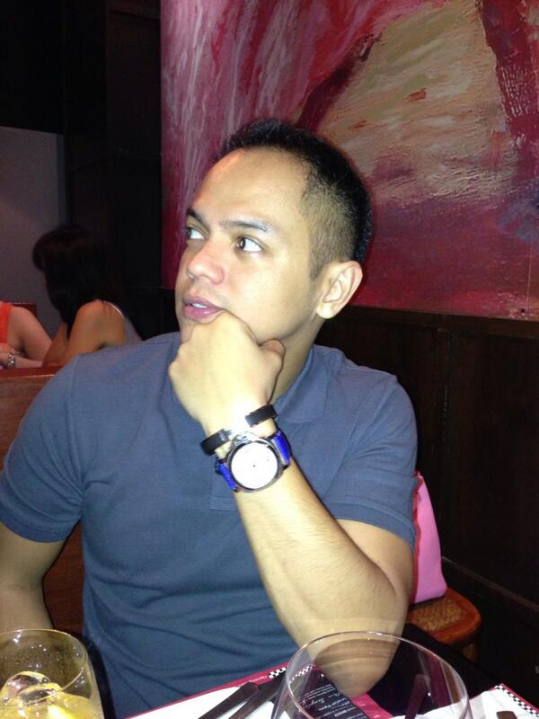 CarmenMason's tweet photo. @MochaJavi too sexy for my click clak http://t.co/92pqaha4yI