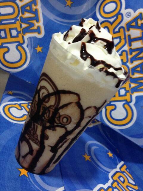 Una estupenda malteada te espera en #Churromania de el cc Puente Real, ven y buscala ya!