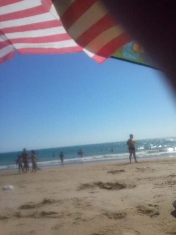 BobbyZettaa's tweet photo. De playeooo @isabascon88 tktktkt http://t.co/CC3rzh5GVe