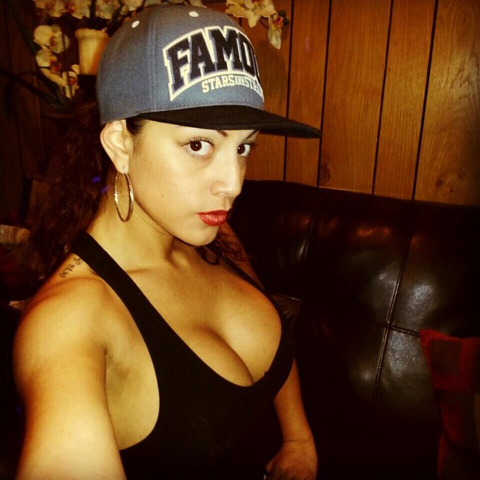 Traffic time... http://t.co/CuRU24pWS1