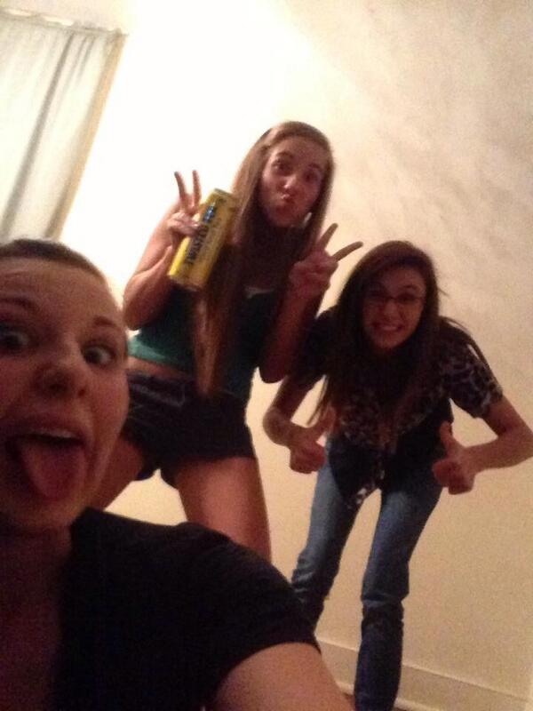 kkkkaylarenae's tweet image. My Girls😊 #Syble #Liz