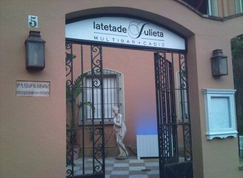 Esteryu's tweet photo. Hoy cenital a la teta de julieta con @artiteck http://t.co/NekOkpgMTX